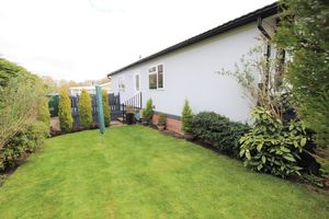 REAR GARDENS - click for photo gallery